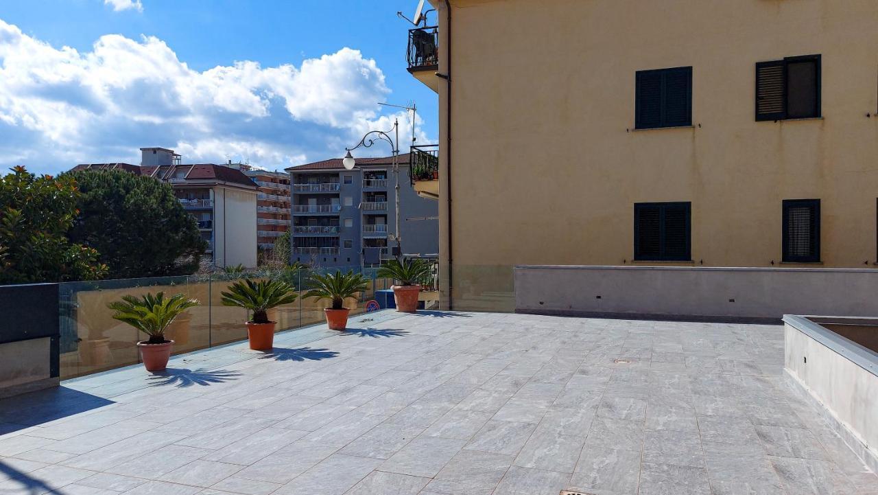 3B Aurora - Bed Breakfast And Boat Salerno Buitenkant foto